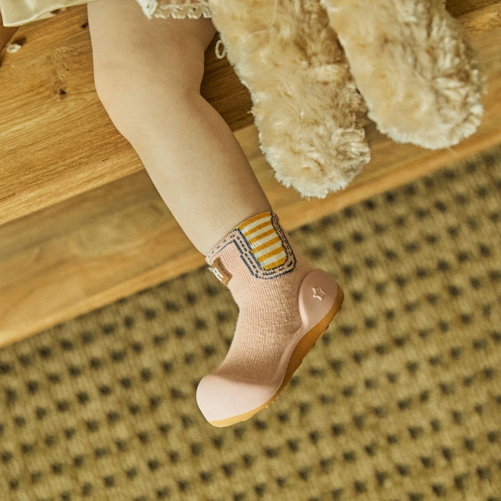 ATTIPAS BOOTS PINK SUELA BICOLOR